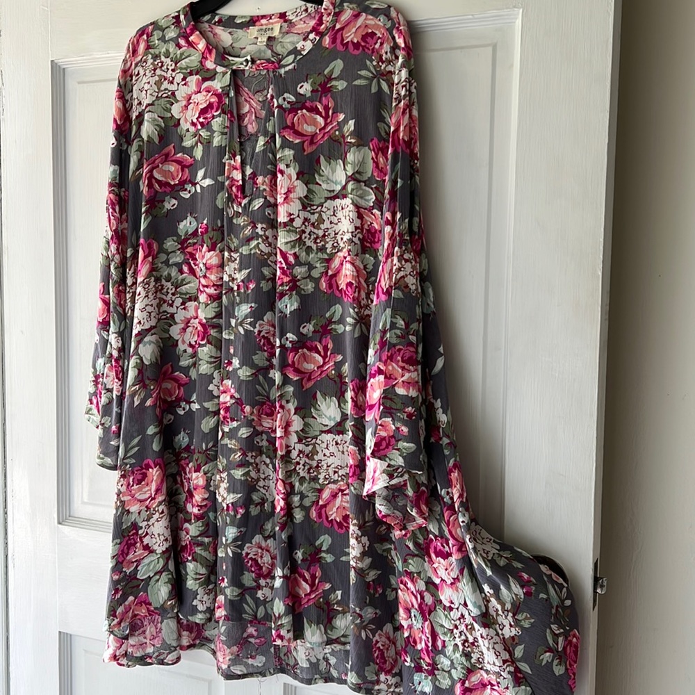 Umgee women’s tunic sz large